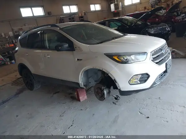 1FMCU9GD6KUB22528 2019 FORD ESCAPE - Image 1