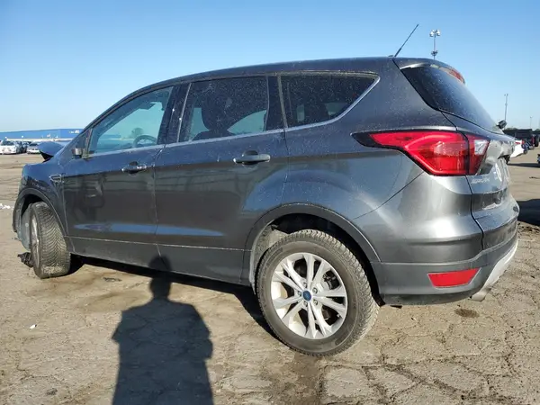 1FMCU9GD6KUB24487 2019 FORD ESCAPE - Image 2