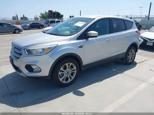 1FMCU9GD6KUB30256 2019 FORD ESCAPE - Image 2