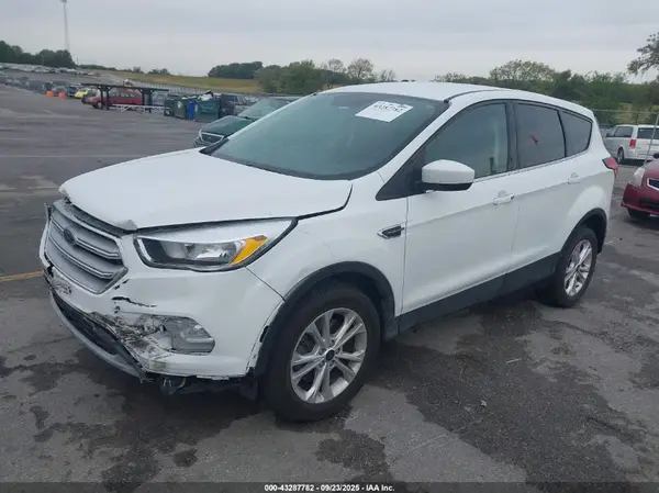 1FMCU9GD6KUB30886 2019 FORD ESCAPE - Image 2