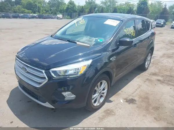 1FMCU9GD6KUB49003 2019 FORD ESCAPE - Image 2
