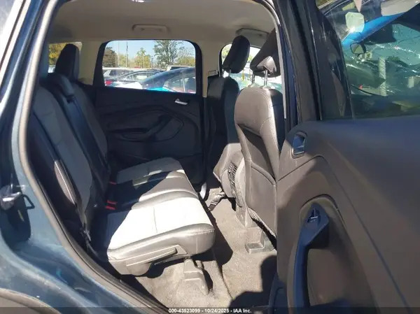 1FMCU9GD6KUB55576 2019 FORD ESCAPE - Image 8