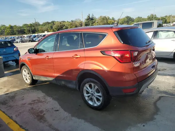 1FMCU9GD6KUB89047 2019 FORD ESCAPE - Image 2