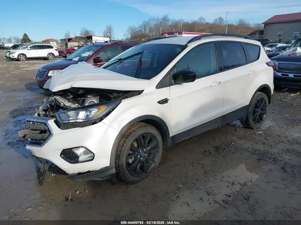 1FMCU9GD6KUC23682 2019 FORD ESCAPE - Image 2
