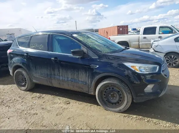 1FMCU9GD7HUA06330 2017 FORD ESCAPE - Image 1