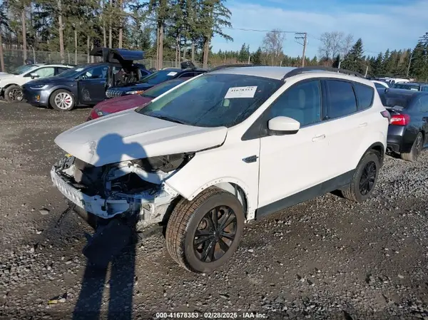1FMCU9GD7HUA33186 2017 FORD ESCAPE - Image 2