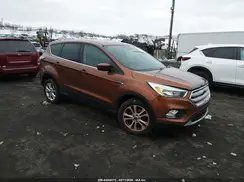 1FMCU9GD7HUA37142 2017 FORD ESCAPE