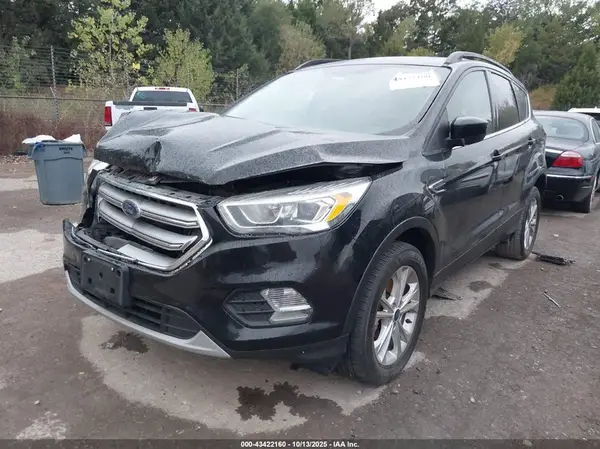 1FMCU9GD7HUA51901 2017 FORD ESCAPE - Image 2