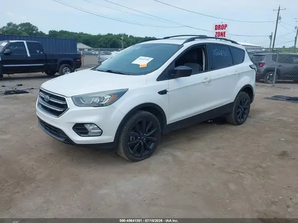 1FMCU9GD7HUA79357 2017 FORD ESCAPE - Image 2