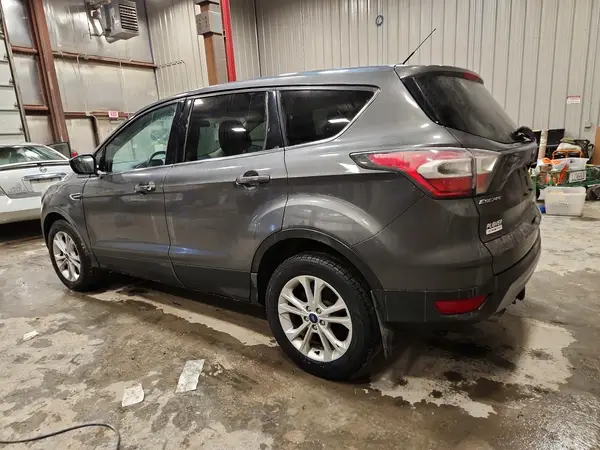 1FMCU9GD7HUB13264 2017 FORD ESCAPE - Image 2