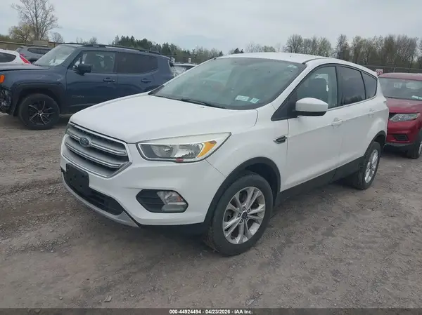 1FMCU9GD7HUB25706 2017 FORD ESCAPE - Image 2