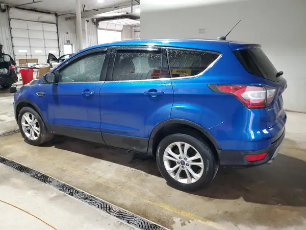 1FMCU9GD7HUB40268 2017 FORD ESCAPE - Image 2