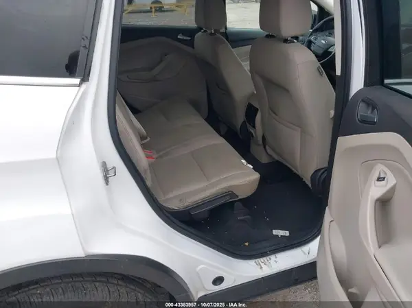1FMCU9GD7HUB90166 2017 FORD ESCAPE - Image 8
