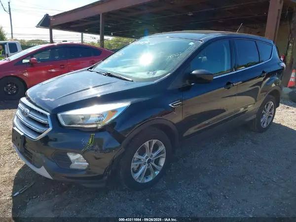 1FMCU9GD7HUB94153 2017 FORD ESCAPE - Image 2
