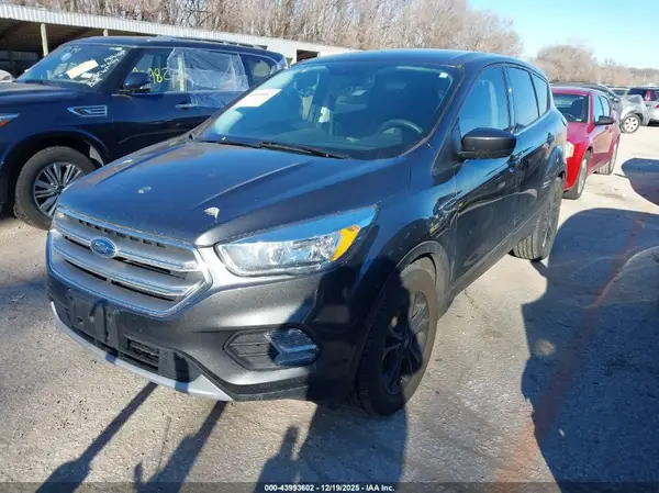 1FMCU9GD7HUC10531 2017 FORD ESCAPE - Image 2
