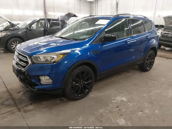 1FMCU9GD7HUC10982 2017 FORD ESCAPE - Image 2