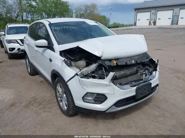 1FMCU9GD7HUC11968 2017 FORD ESCAPE - Image 1