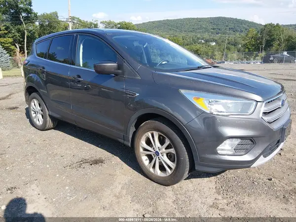 1FMCU9GD7HUC16877 2017 FORD ESCAPE - Image 1