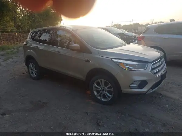 1FMCU9GD7HUC20802 2017 FORD ESCAPE - Image 1