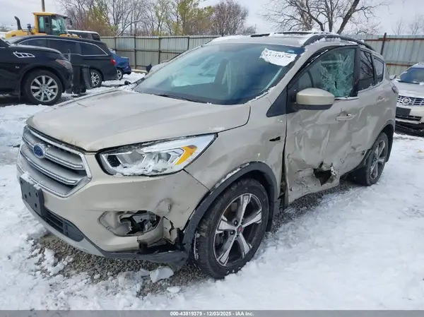 1FMCU9GD7HUC21352 2017 FORD ESCAPE - Image 2