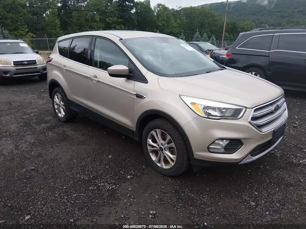 1FMCU9GD7HUC30505 2017 FORD ESCAPE - Image 1