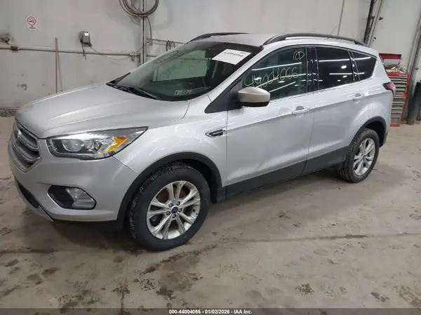 1FMCU9GD7HUC75332 2017 FORD ESCAPE - Image 2