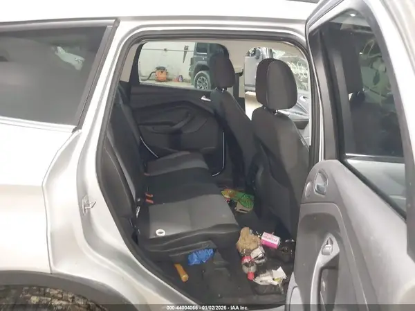 1FMCU9GD7HUC75332 2017 FORD ESCAPE - Image 8