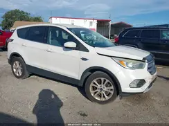 1FMCU9GD7HUC93586 2017 FORD ESCAPE