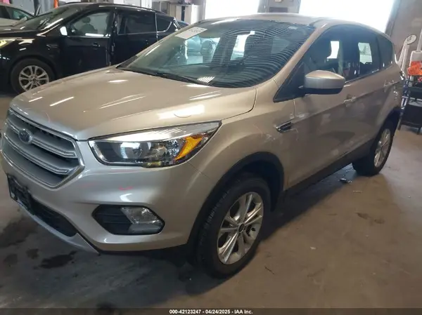 1FMCU9GD7HUD09334 2017 FORD ESCAPE - Image 2