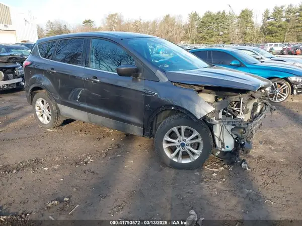 1FMCU9GD7HUD55892 2017 FORD ESCAPE - Image 1