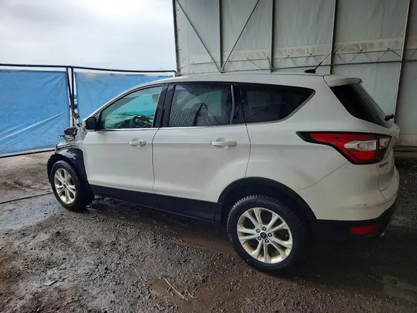 1FMCU9GD7HUD61630 2017 FORD ESCAPE - Image 2