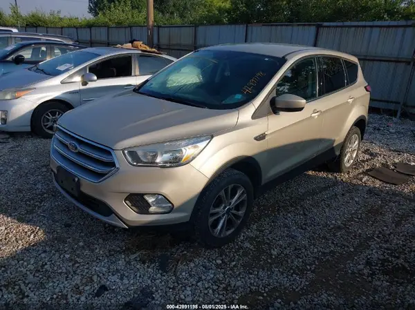 1FMCU9GD7HUD82834 2017 FORD ESCAPE - Image 2