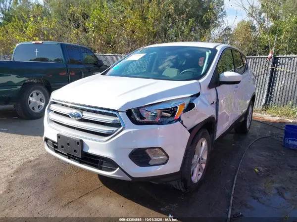1FMCU9GD7HUD92702 2017 FORD ESCAPE - Image 2