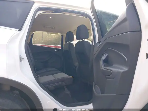 1FMCU9GD7HUD92702 2017 FORD ESCAPE - Image 8