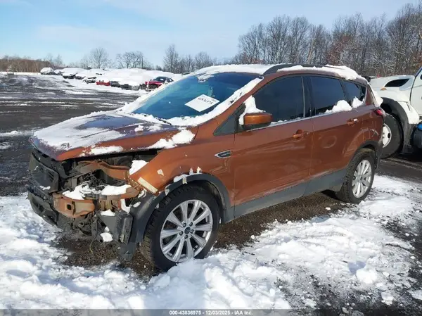 1FMCU9GD7HUD95311 2017 FORD ESCAPE - Image 2