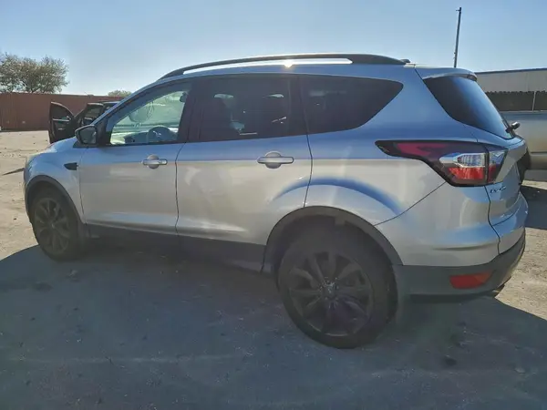 1FMCU9GD7HUD99360 2017 FORD ESCAPE - Image 2