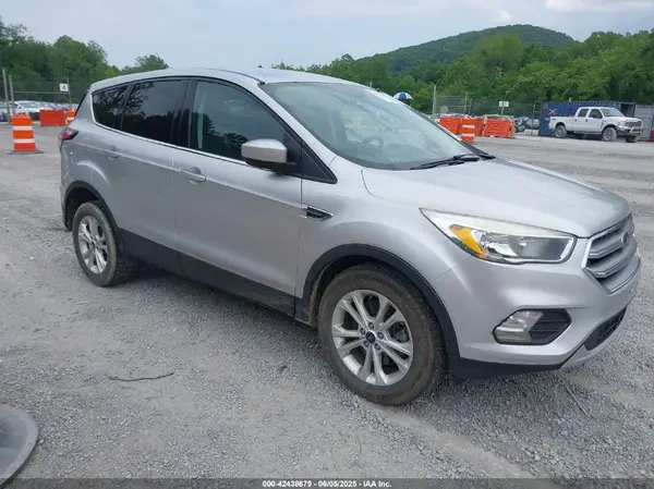1FMCU9GD7HUE42904 2017 FORD ESCAPE - Image 1