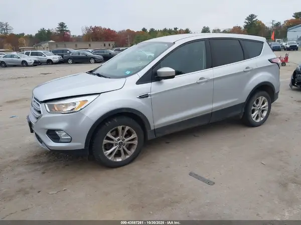 1FMCU9GD7HUE81606 2017 FORD ESCAPE - Image 2