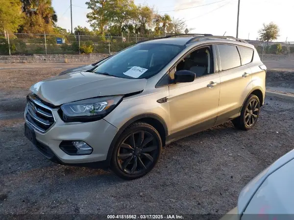 1FMCU9GD7HUE82559 2017 FORD ESCAPE - Image 2