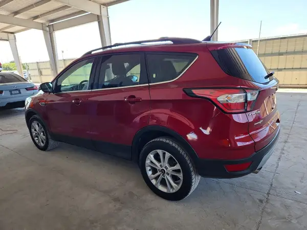 1FMCU9GD7JUA15485 2018 FORD ESCAPE - Image 2