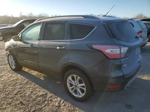 1FMCU9GD7JUA19262 2018 FORD ESCAPE - Image 2