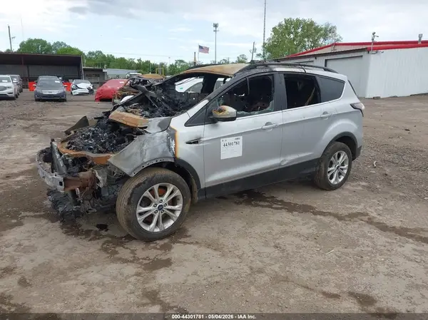 1FMCU9GD7JUA20511 2018 FORD ESCAPE - Image 2
