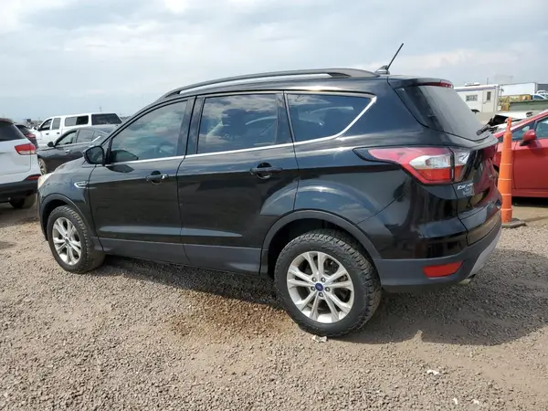 1FMCU9GD7JUA24400 2018 FORD ESCAPE - Image 2
