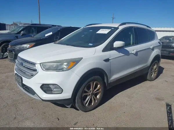 1FMCU9GD7JUA25319 2018 FORD ESCAPE - Image 2