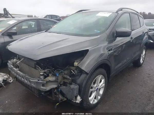 1FMCU9GD7JUA28723 2018 FORD ESCAPE - Image 2
