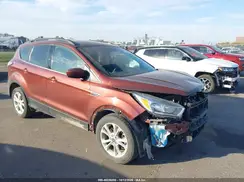 1FMCU9GD7JUA55923 2018 FORD ESCAPE