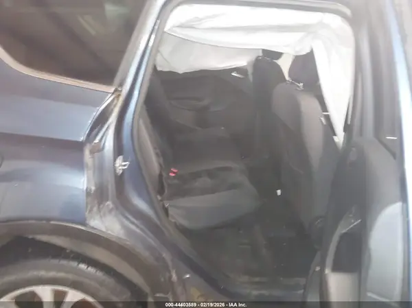 1FMCU9GD7JUA70650 2018 FORD ESCAPE - Image 8