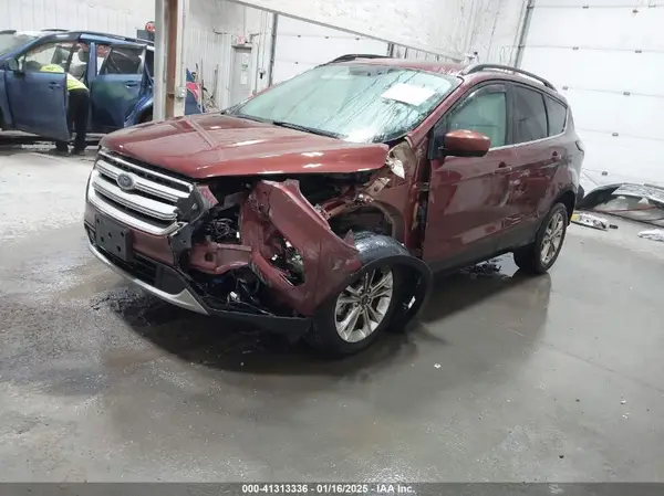 1FMCU9GD7JUA86864 2018 FORD ESCAPE - Image 2