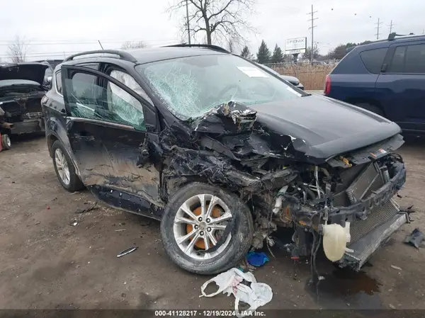 1FMCU9GD7JUA90543 2018 FORD ESCAPE - Image 1
