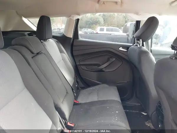 1FMCU9GD7JUA92891 2018 FORD ESCAPE - Image 8